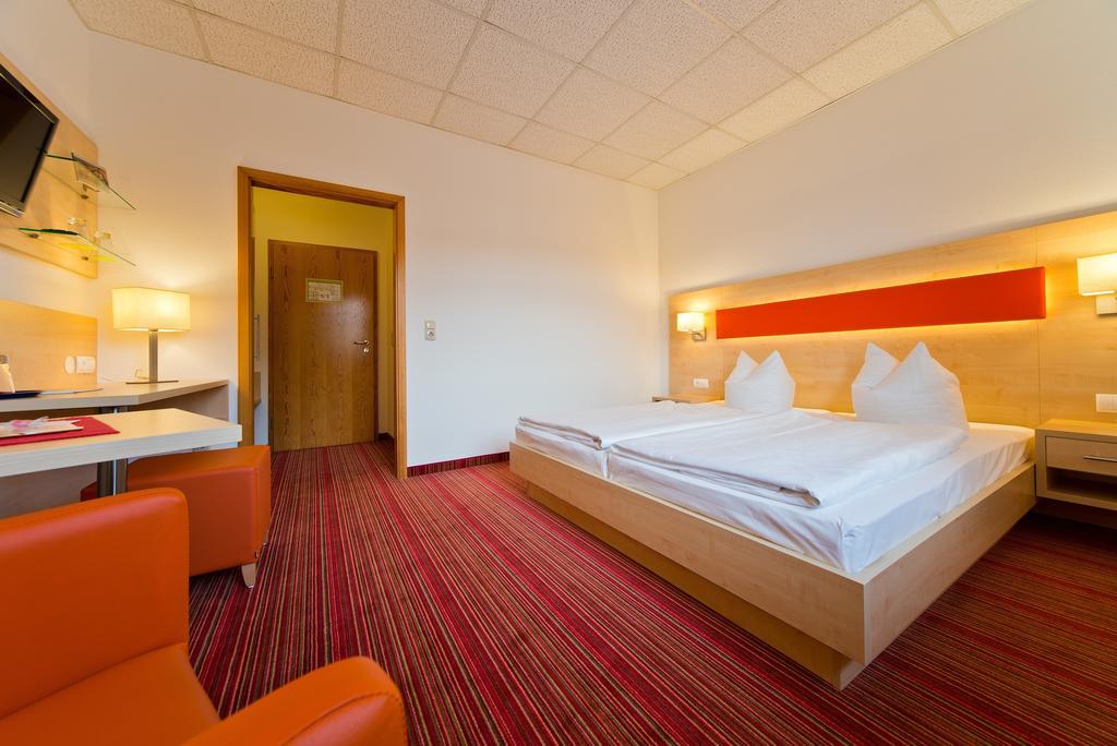City Hotel Chemnitz Room photo